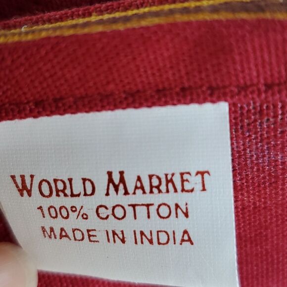 WORLD MARKET SET OF 8 PLACEMATS AND NAPKINS RED PURPLE YELLOW COTTON GRAPEVINES - Picture 5 of 8